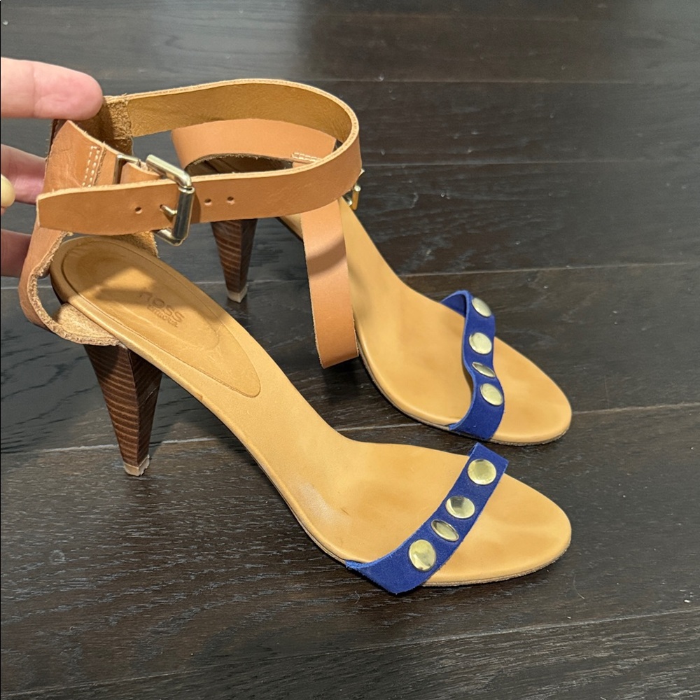 HOSS Intropia Tan and Blue Women's Heels